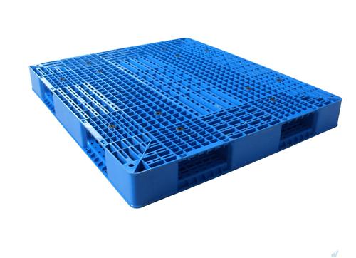 塑料托盤生產工藝之吹塑成型法 塑料托盤生產工藝之吹塑成型法